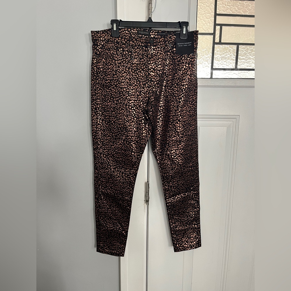 NWT BANANA REPUBLIC Stylish Leopard Print Women's Jeans
